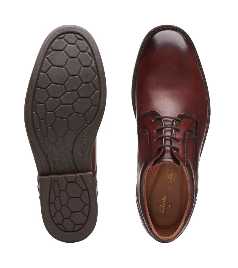 Clarks - Un Hugh Lace Brown Leather